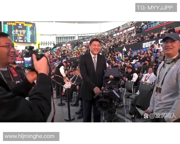 巴特尔与诺维斯基的篮球传奇对决：从巅峰到荣耀的精彩瞬间